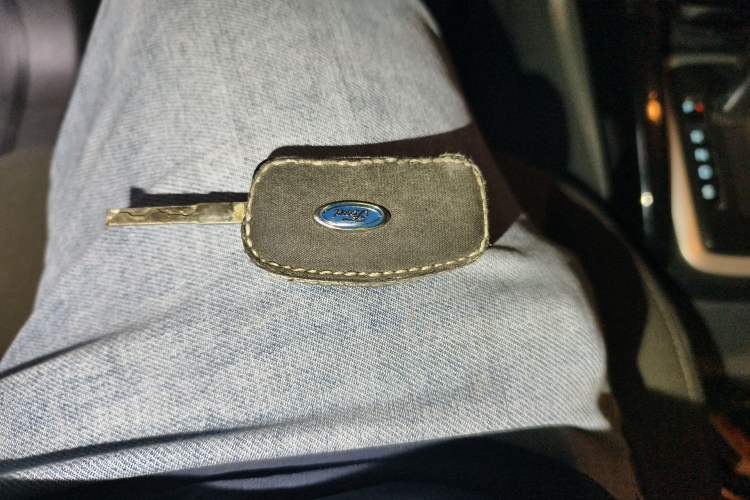 Used Ford EcoSport 2013 1.5L Automatic Fashion Model Vehicle Key