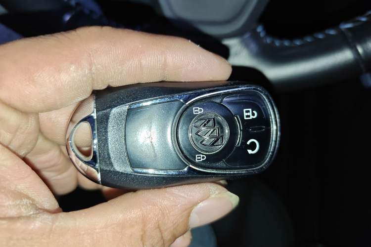 Used Buick VELITE 5 2017 Urban Extended-Range Model
