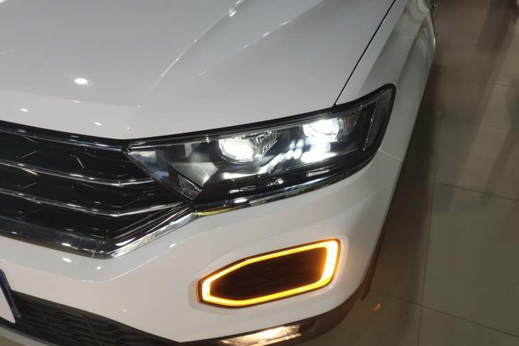 Used Volkswagen T-ROC 2021 Revised Version 280TSI DSG Two-Wheel Drive Comfort & Smart Connectivity Edition
