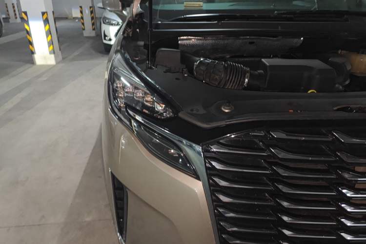 Used Buick GL8 2023 ES Lu Zun Luxury Model
