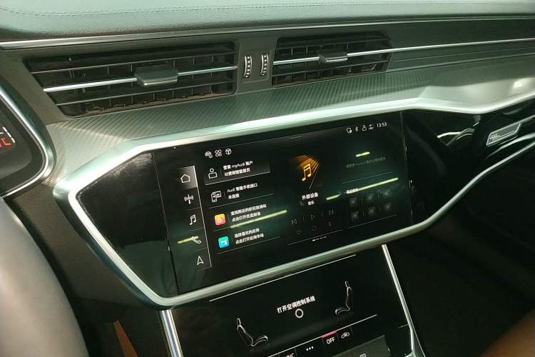 Used Audi A6L 2021 45 TFSI Prestige Elegant Edition Audio And AC Panel