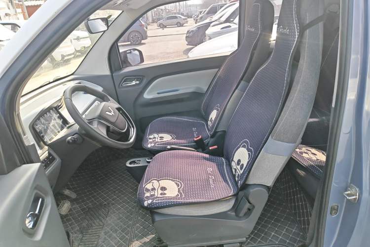 Used Wuling Hongguang MINIEV 2021 Macaron Fashion Model Lithium Iron Phosphate