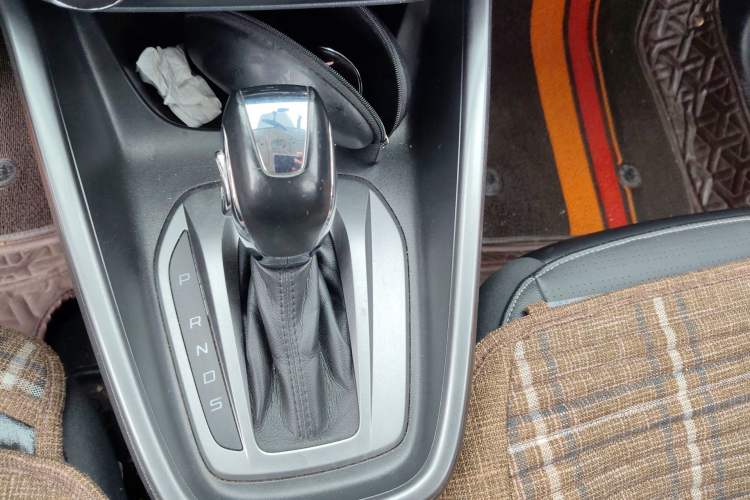 Used Ford Escort 2015 1.5L Automatic Fashion Model Gear Lever