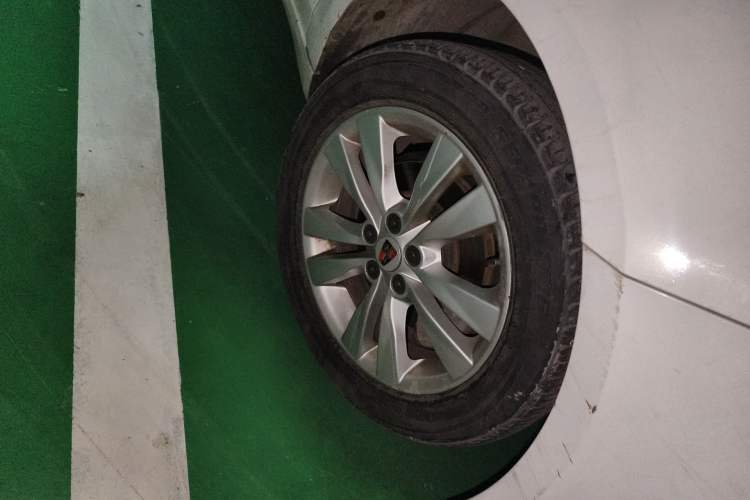 Used Roewe 360 2015 1.5L Manual Luxury Edition