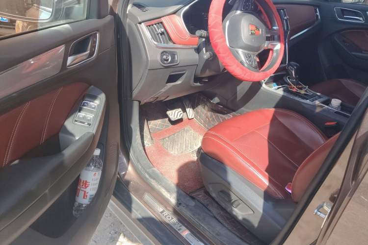 Used Roewe RX5 2016 30T Four-Wheel Drive Automatic Internet Smart Luxury Edition Driver Seat