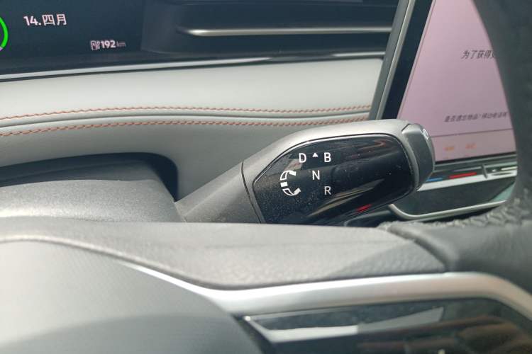 Used Volkswagen ID.7 VIZZION 2024 AIR model Gear Lever