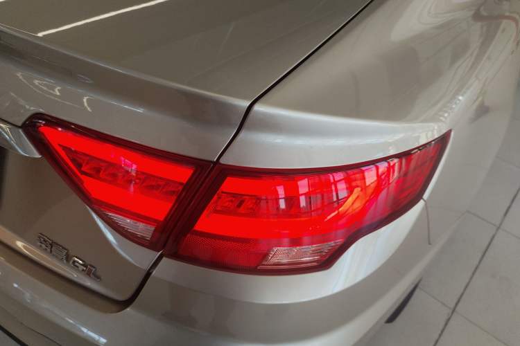 Used Geely Auto Emgrand GL 2018 1.4T DCT Prestige Smart Connectivity Version