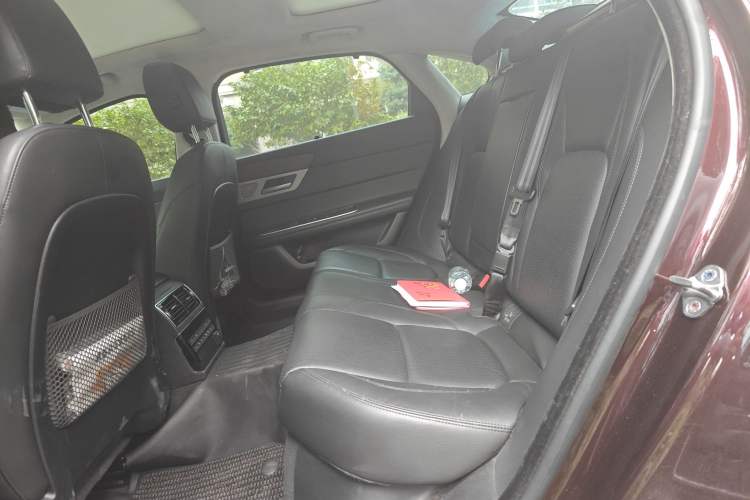 Used Jaguar XFL 2018 XFL 2.0T 250 PS Luxury Edition