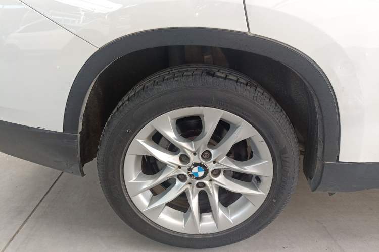 Used BMW X1 2014 sDrive18i Leading Model