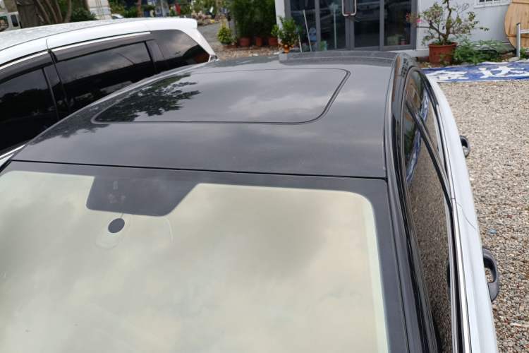 Used Volkswagen Bora 2023 200TSI DSG Smart Drive Version Roof