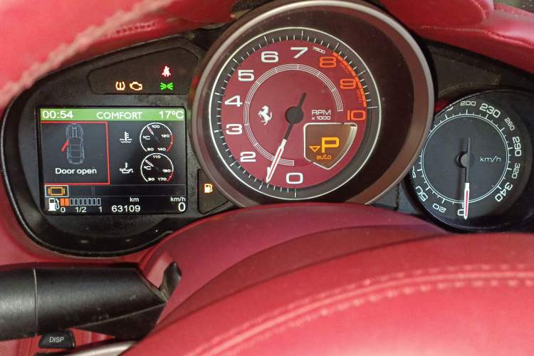 Used Ferrari California T 2009 4.3L Standard Edition Instrument Cluster