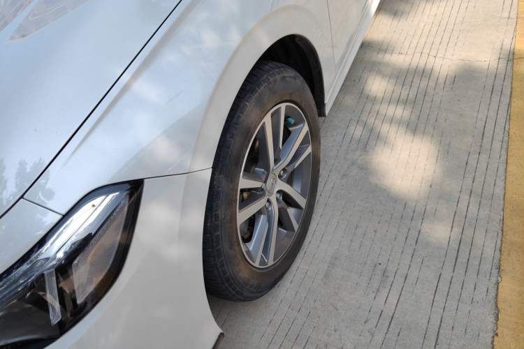 Used Honda Civic 2023 240TURBO CVT Dynamic · Center Stage Special Edition