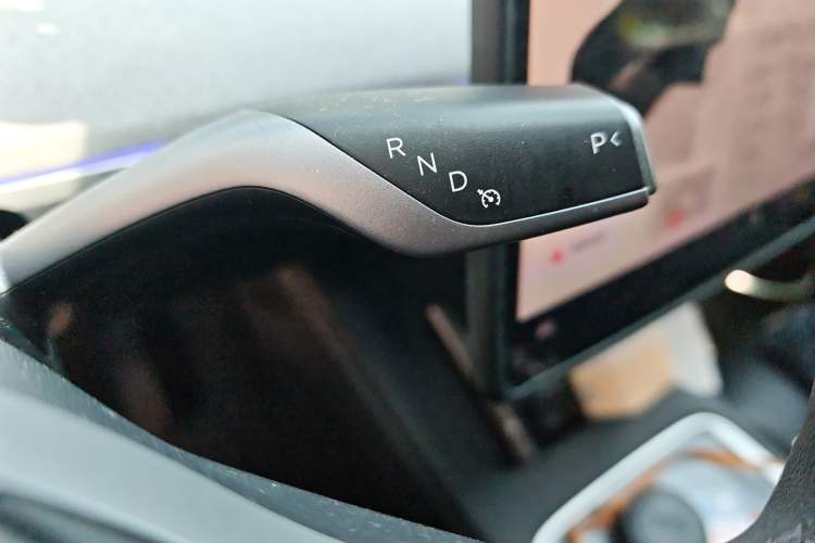 Used Tesla Model Y 2023 Long-Range All-Wheel-Drive Version
