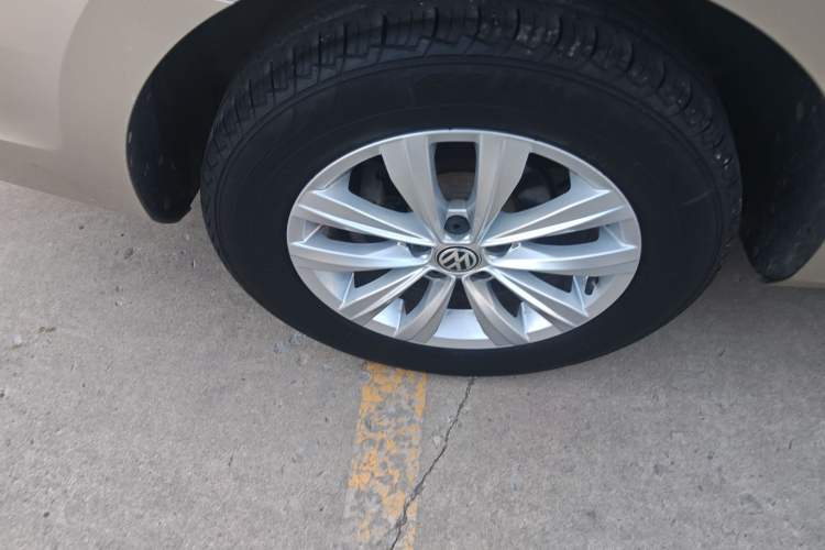 Used Volkswagen Bora 2017 1.6L Manual Fashion Model