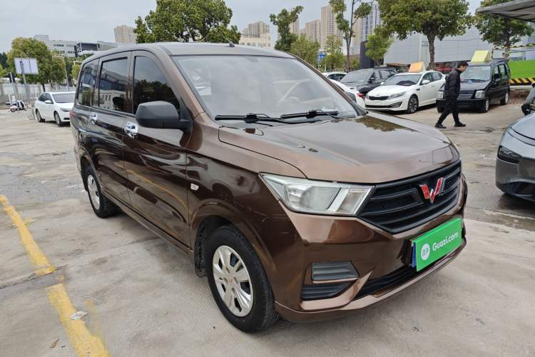Used Wuling Hongguang 2021 1.5L S Base Version LAR
