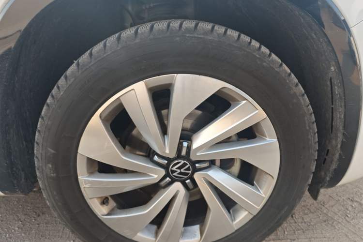 Used Volkswagen Tayron X 2020 330TSI Two-Wheel Drive Luxury Smart Connectivity Version