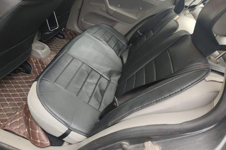 Used Volkswagen Bora 2012 1.6L Manual Stylish & Great Value Edition