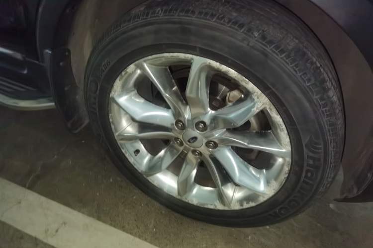 Used Ford Explorer 2013 3.5L Prestige Model
