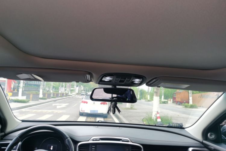 Used Kia Sorento 2015 Sorento L 2.2T Diesel 4WD Elite Edition 7 Seats China IV Standard