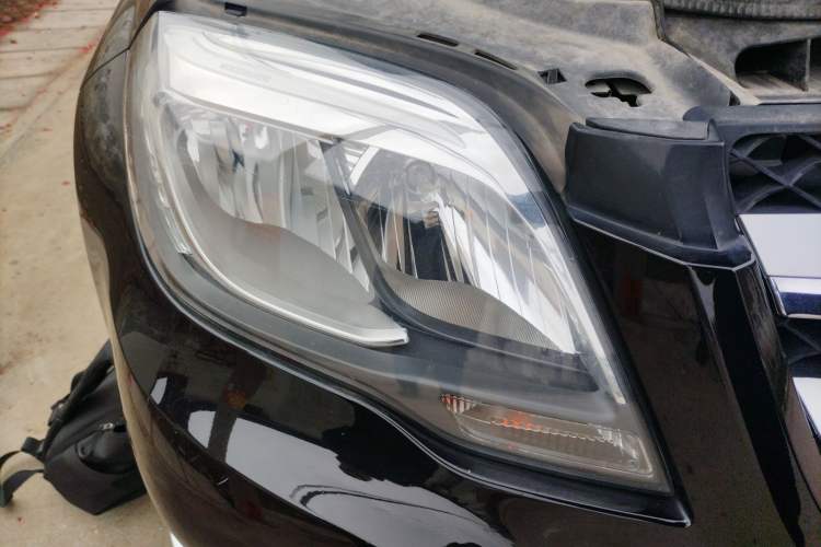 Used Mercedes-Benz GLK-Class 2013 GLK 300 4MATIC Dynamic Sunroof Model
