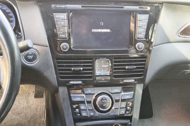 Used Hongqi H7 2015 2.0T Luxury Model