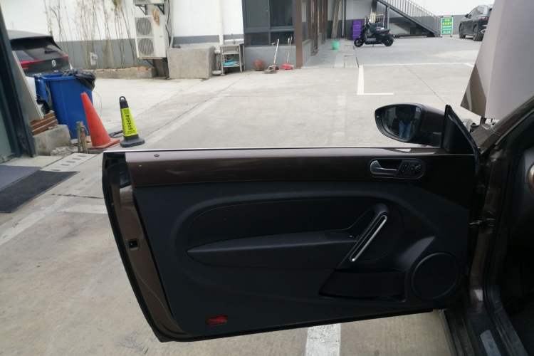 Used Volkswagen Beetle 2013 1.4 TSI Comfort Model
