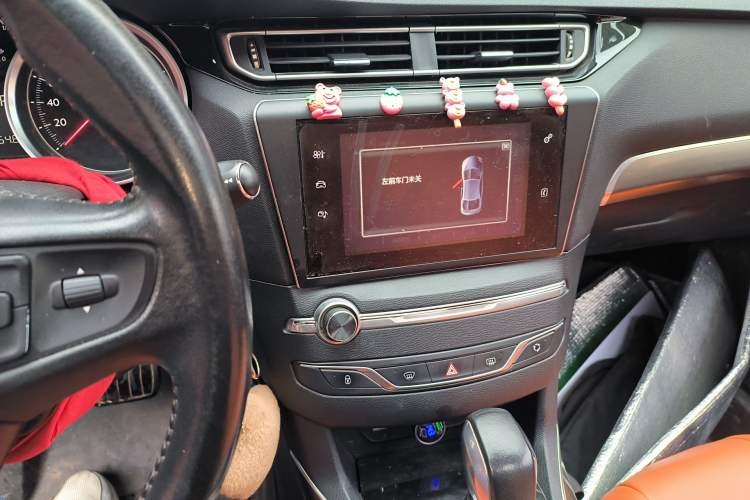 Used Peugeot 408 2015 1.2T Automatic Luxury Edition Audio And AC Panel