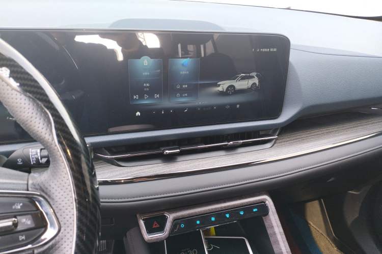 Used Ford Equator Sport 2022 Restyled EcoBoost 170 Prestige PLUS Trim Audio And AC Panel