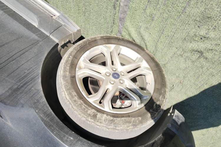 Used Ford Edge 2015 2.0T GTDi 4x4 High-Grade Model