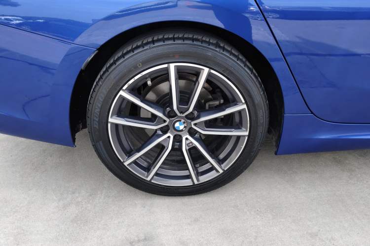 Used BMW 3 Series 2020 325Li M Sport Package Exterior 5