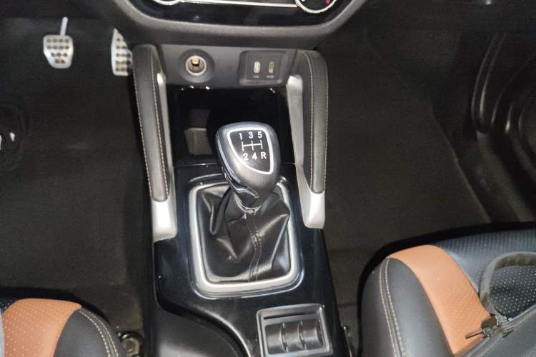 Used BAIC Senova X35 2016 1.5L Manual Elite Edition
