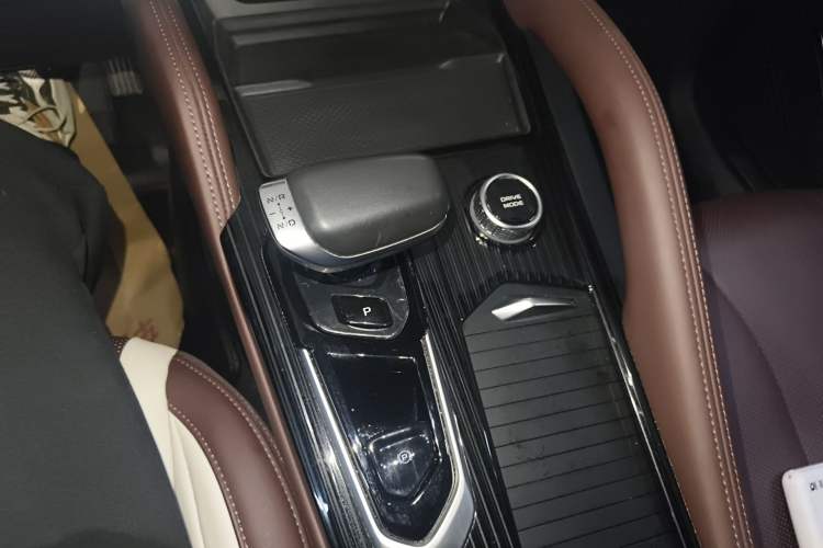 Used Geely Auto Monjaro L 2021 2.0TD DCT EVO Two-Wheel Drive Smart Luxury Version