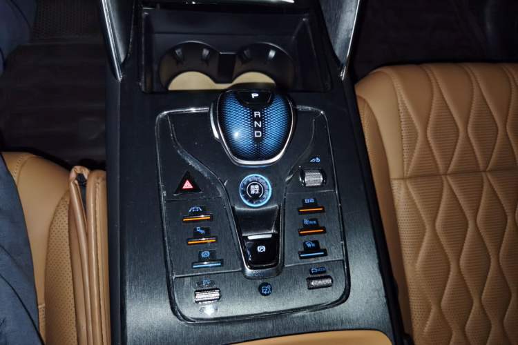 Used BYD Tang New Energy 2023 DM-i Champion Edition 112KM Prestige Model
