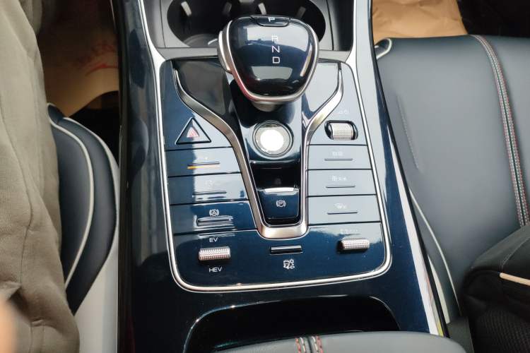 Used BYD Qin PLUS 2021 DM-i 55KM Flagship Model
