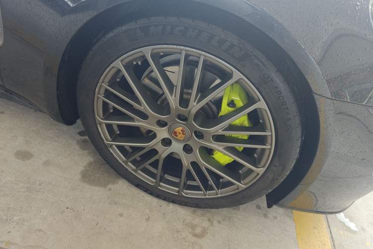 Used Porsche Panamera 2023 Panamera 4 E-Hybrid Platinum Edition 2.9T Exterior 4