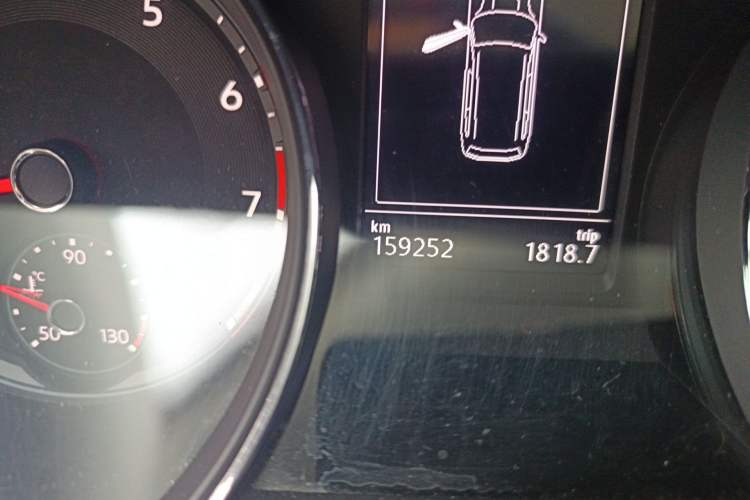 Used Volkswagen Teramont 2017 380TSI Four-Wheel Drive Luxury Edition Odometer Close Up