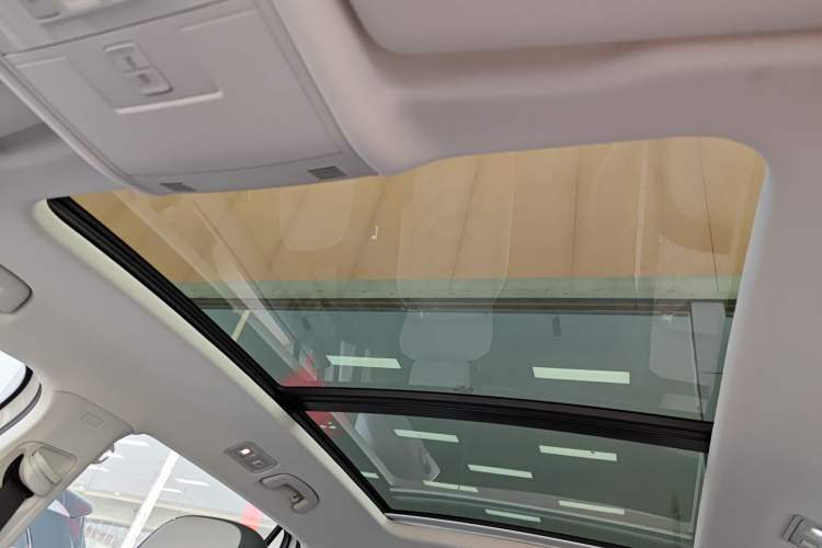 Used Volkswagen Tayron 2023 Revised Version 380TSI All-Wheel Drive R-Line High-Energy Edition