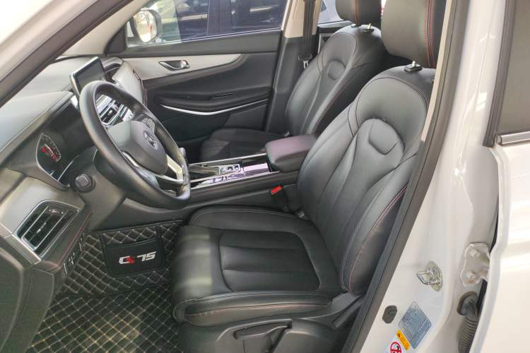 Used CHANGAN CS75 2020 280T DCT Luxury Model China VI Standard
