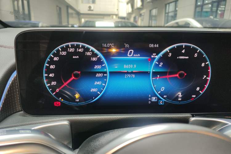Used Mercedes-Benz GLB 2023 GLB 220 Sport Edition Instrument Cluster