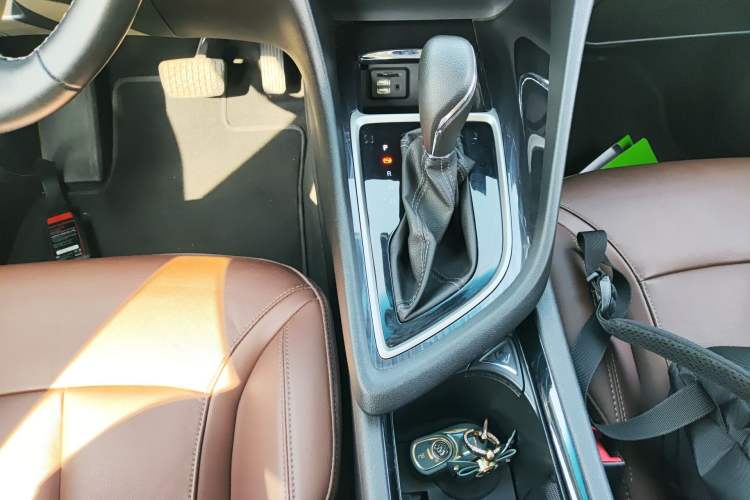 Used Buick GL6 2018 18T 6-Seater Luxury Model
