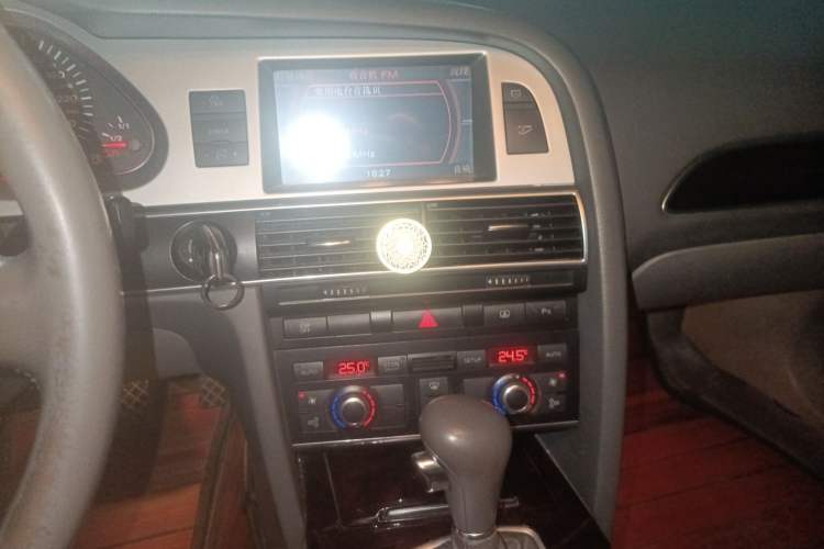 Used Audi A6L 2008 2.4L Technology version Audio And AC Panel