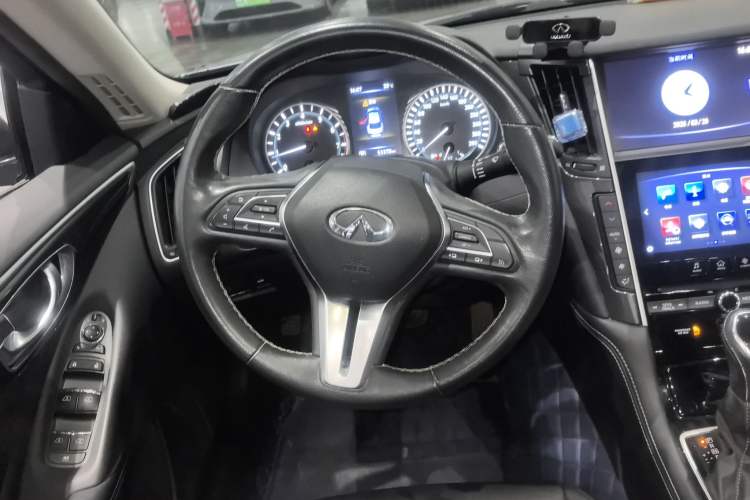 Used Infiniti Q50L 2018 2.0T Comfort Edition China VI Standard