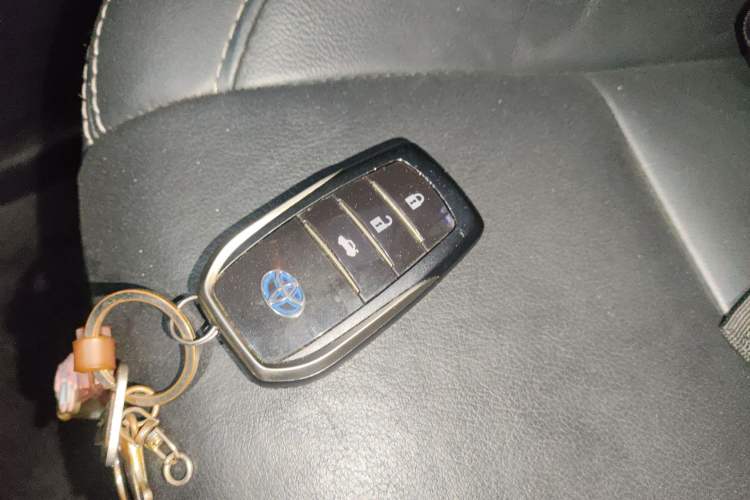 Used Toyota Corolla 2017 Revised Dual-Engine 1.8L E-CVT Elite Edition
