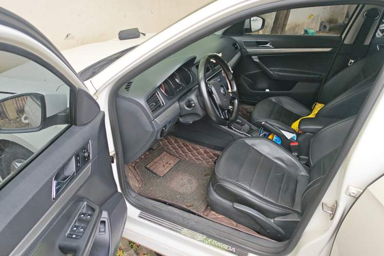 Used Volkswagen Lavida 2017 230TSI DSG Comfort Edition Driver Seat