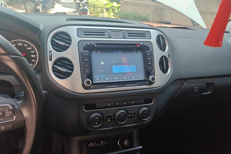 Used Volkswagen Tiguan L 2015 1.8TSI Automatic Two-Wheel Drive Comfort Edition