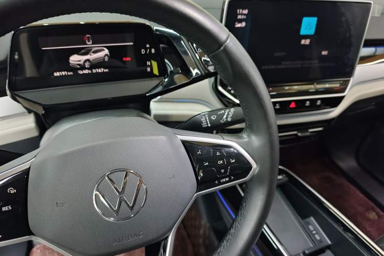 Used Volkswagen ID.6 CROZZ 2021 First Edition
