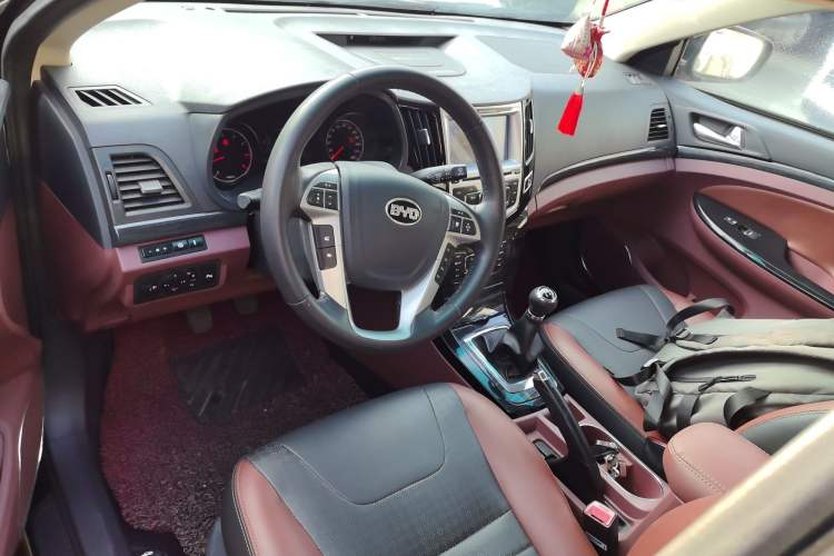 Used BYD Surui 2015 1.5L Manual Luxury Model
