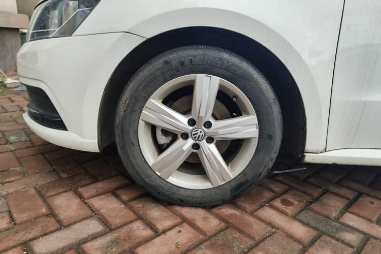 Used Volkswagen Lavida 2018 Classic 1.5L Automatic Fashion Edition China VI Standard
