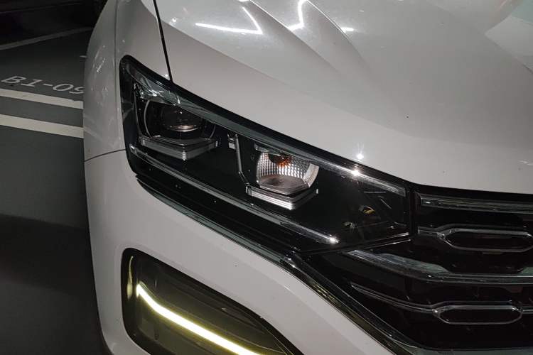 Used Volkswagen Tayron 2020 330TSI Two-Wheel Drive Luxury Smart Connectivity Version