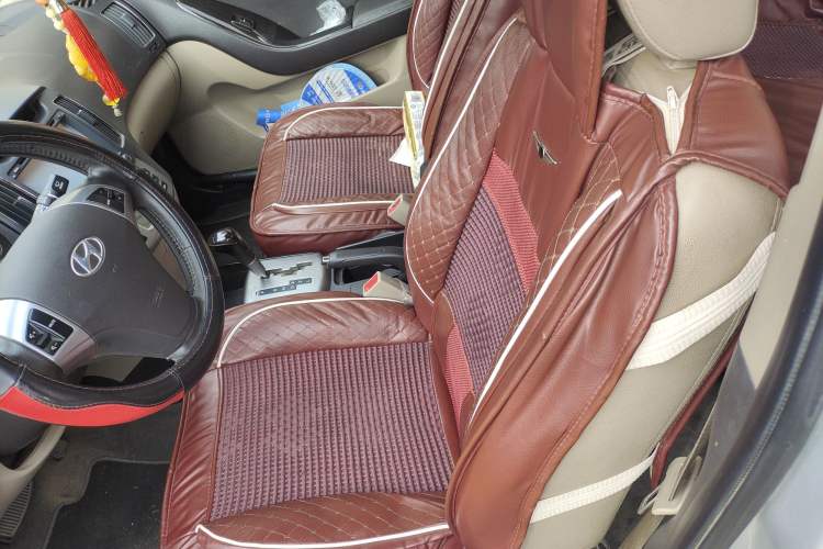 Used Hyundai Celesta 2011 1.6L Automatic Luxury Version
